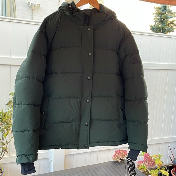Alpine North - Forillon Vegan Down Short Quilted Puffer Jacket - Deep Green 1X - Picture 4 of 17